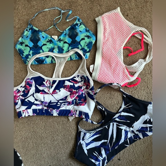 Fabletics xs lot - Picture 1 of 2